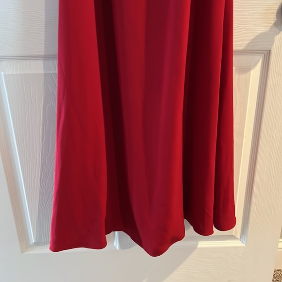 Vera Wang bridesmaids dress - Picture 4 of 13